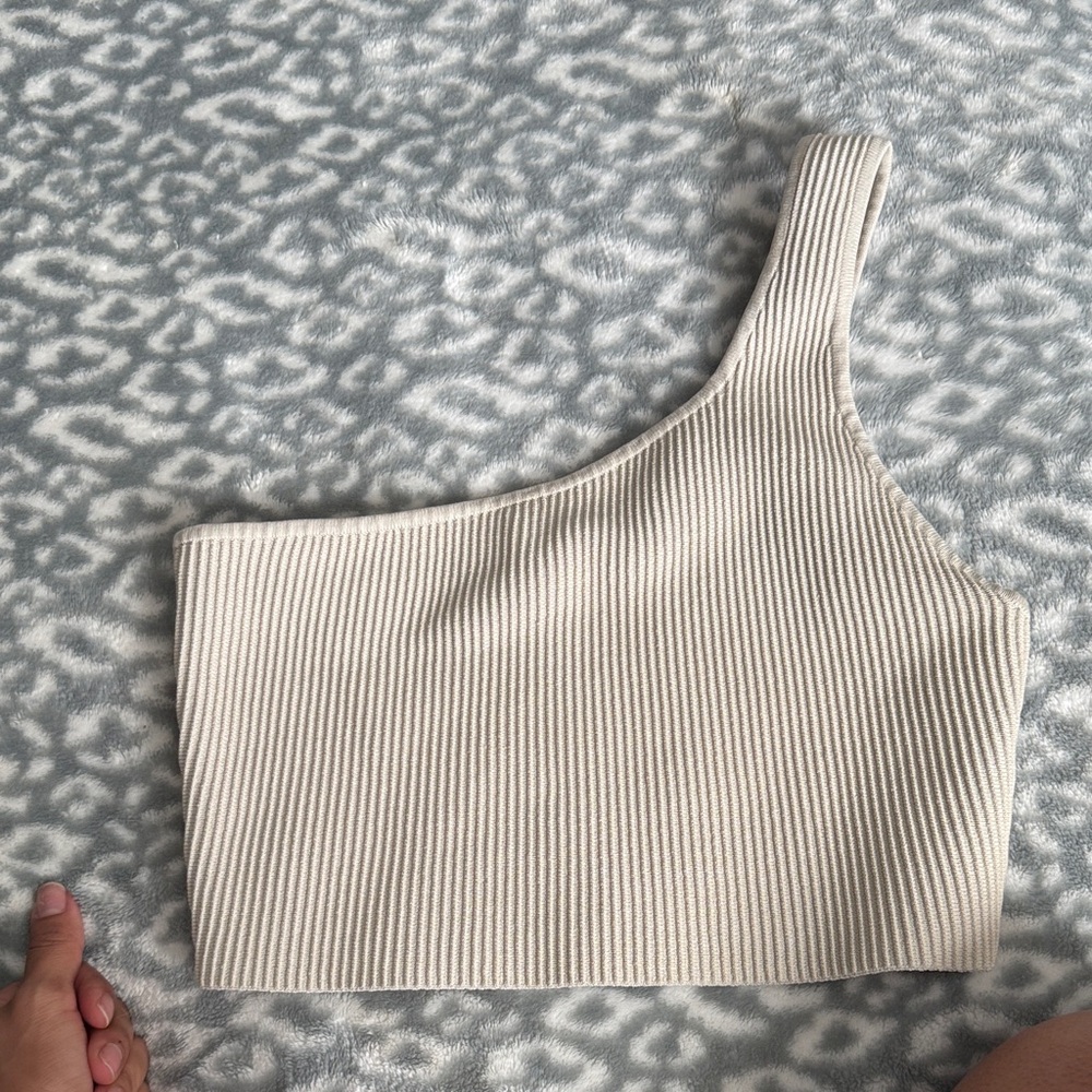 Aritzia sculpt knit one shoulder cropped tank